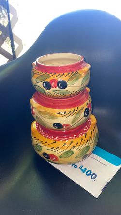 Kitchen bowls
