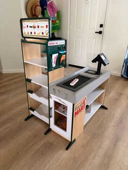 Melissa & Doug Fresh Mart Grocery Store Playset