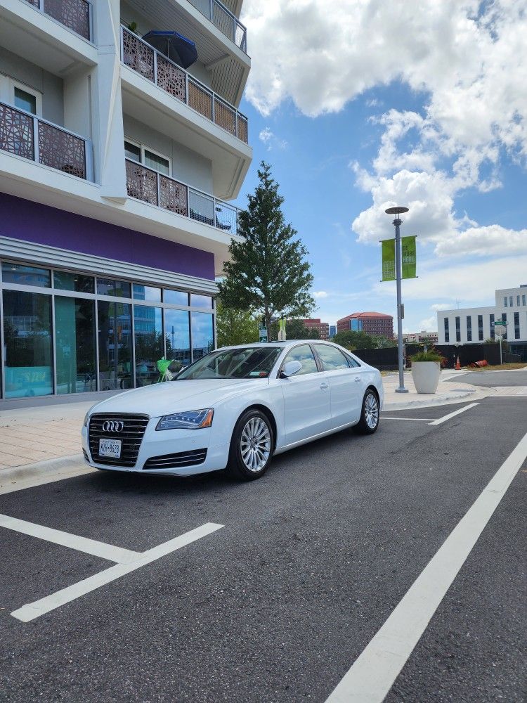 2014 Audi A8