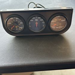 Universal triple gauge kit 