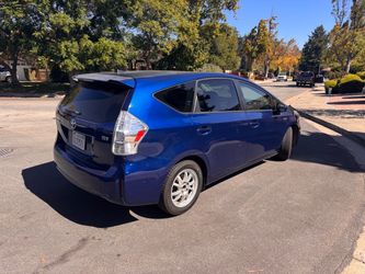 2014 Toyota Prius V