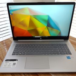 Loaded 13th GEN Hp Laptop****Like New