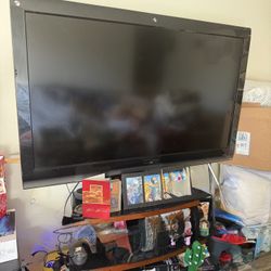 TV/Entertainment Center
