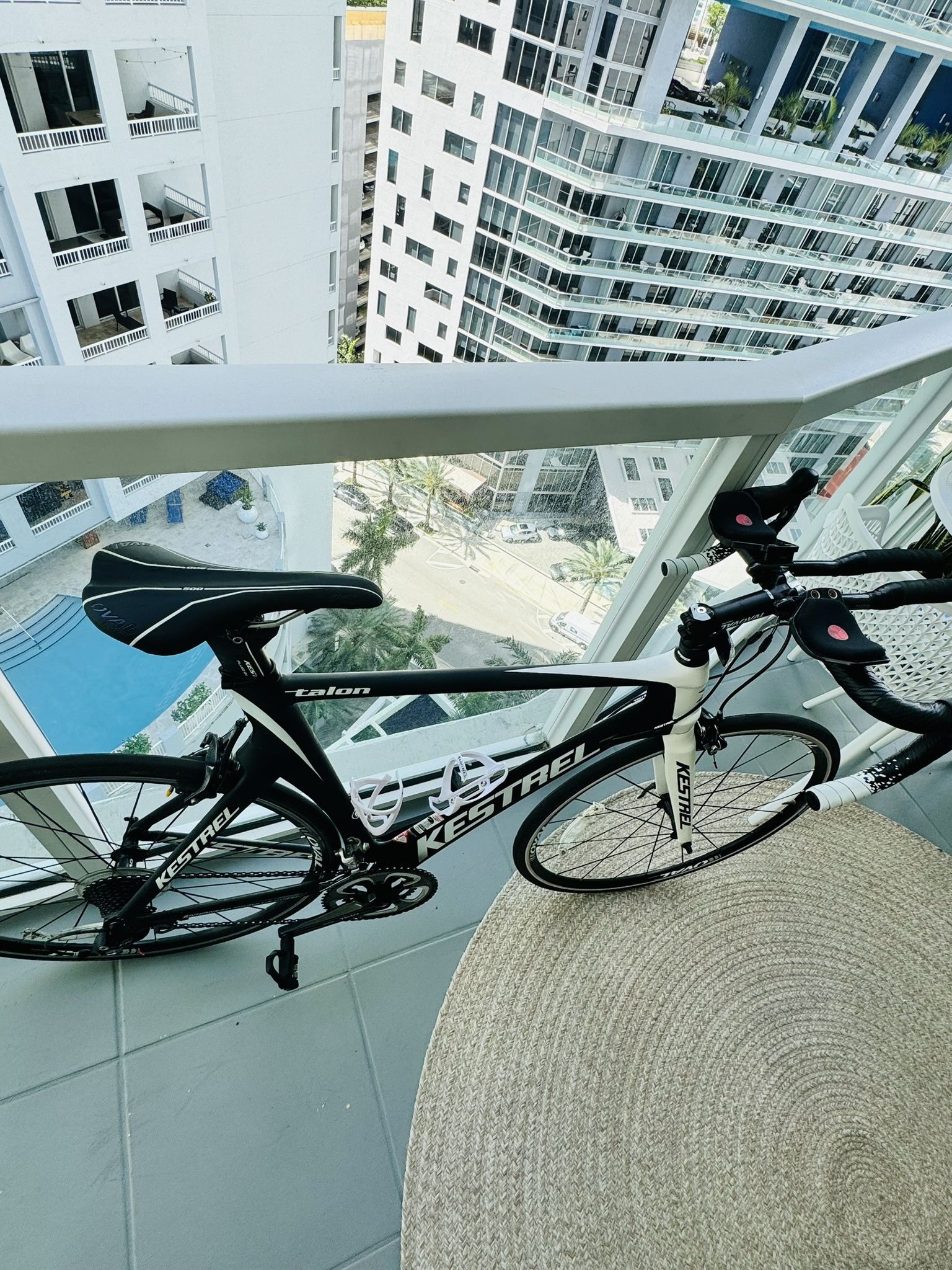 2015 Kestrel Carbon Size 57