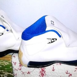 AIR JORDAN'S TRUNNERS AND 18'S PLUS MICHAEL JORDAN COLLECTOR PILLOWS