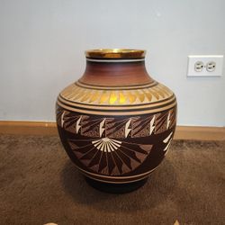 Antique Rare Navajo Copperart Vase With 14kt Gold Trimmings