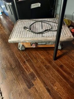 Rigid tile saw