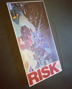Never opened Vintage 1975 Risk board game