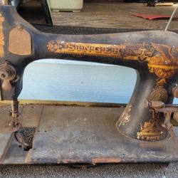 ANTIQUE SINGER SEWING MACHINE-1910