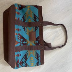 Pendleton Zipper Closed Large tote