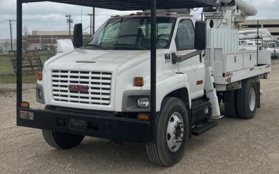 2006 GMC  7500 cab and chassis