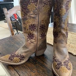 Womens Cowboy Boots Size 10