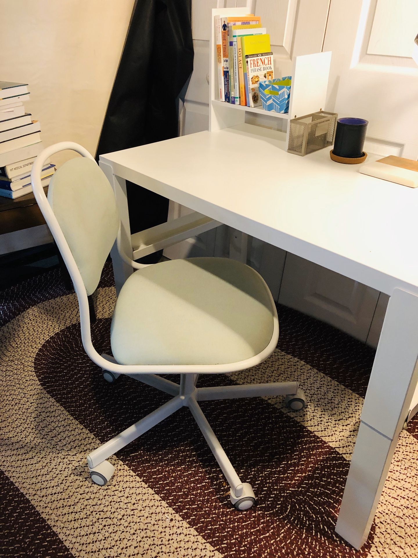 student desk set / with chair and more