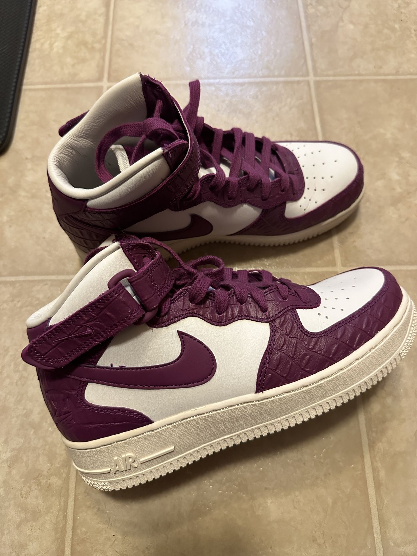 Air Force 7 Mid Tokyo 2003 Purple Crocodile