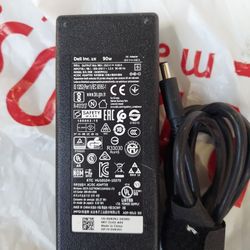 Dell 90 Watts Charger, small Tip With Power Cord