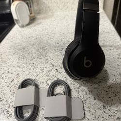 Beats Solo 4 