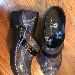 Koi by sanita clogs