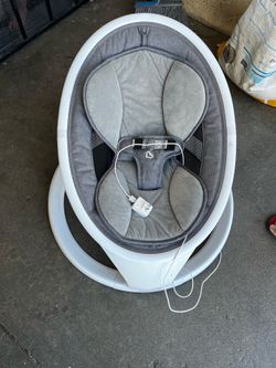 Munchkin swing