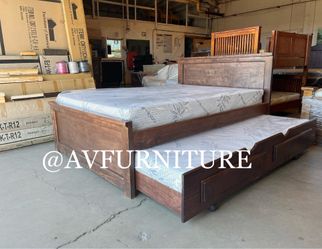 Full Bed w Twin Trundle and 2 Foam Mattresses