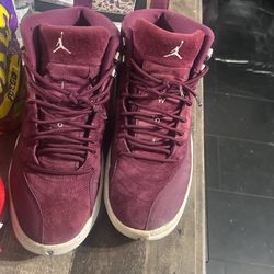 jordan 12 Brodeaux size 11