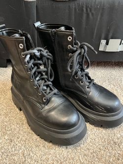 NoBo Black Faux Leather Combat Lace Up Boots Women’s Size 8