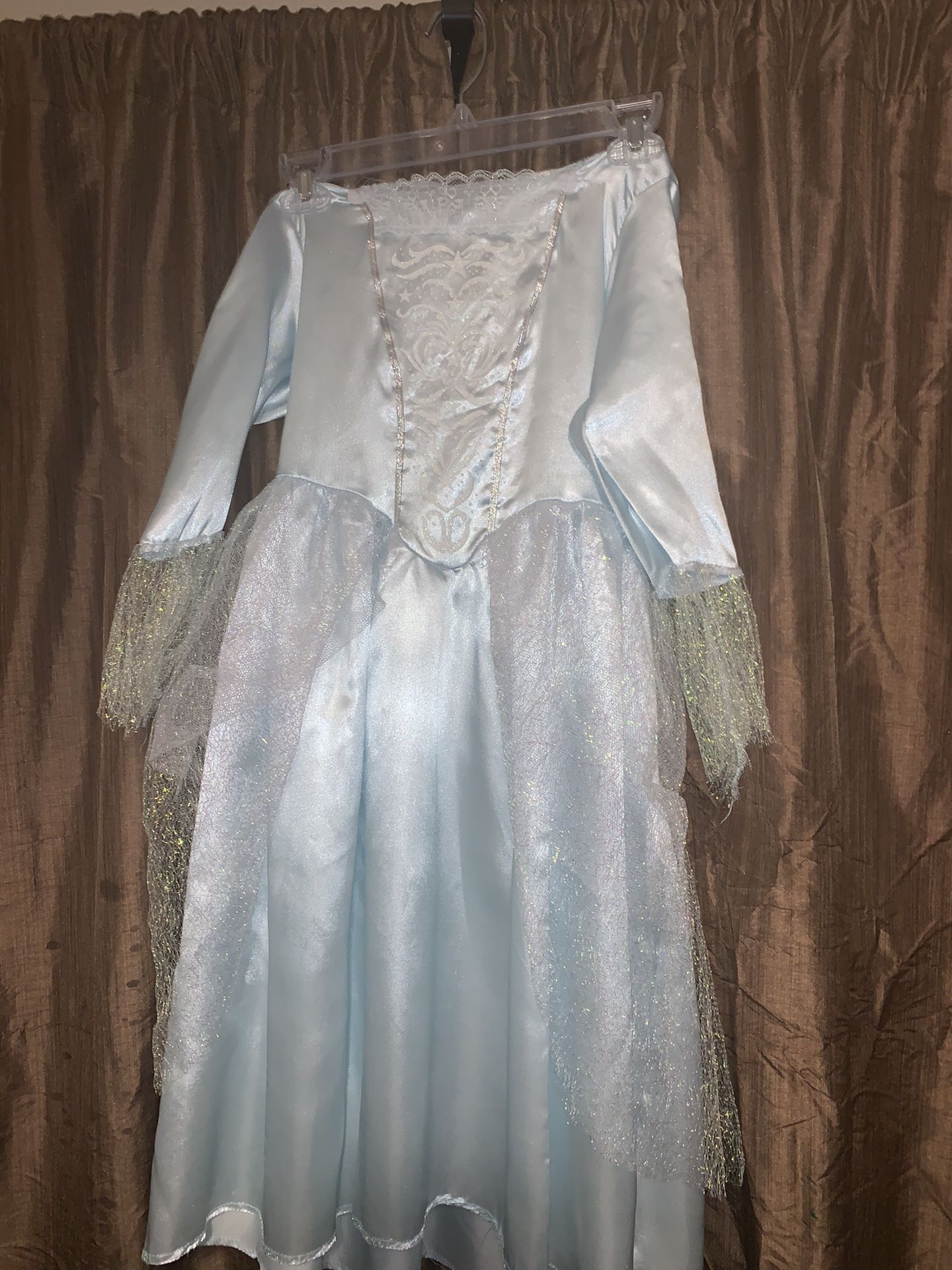 Cinderella dress Halloween costume size medium for girl