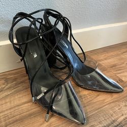 Women’s Fashion Nova Black Heels With Tie Up Straps Size 8