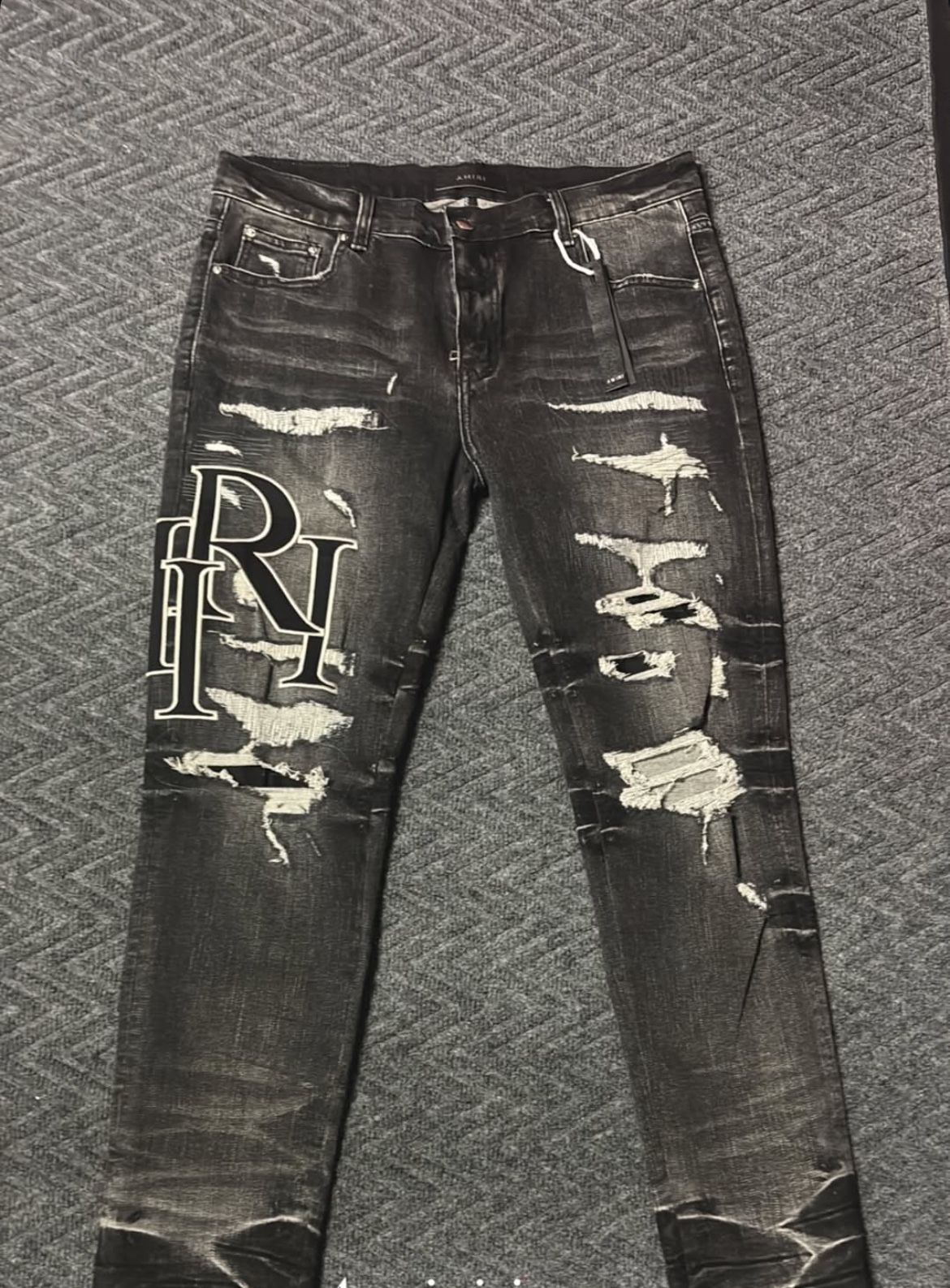 Amiri Jeans Size 33 Brand New