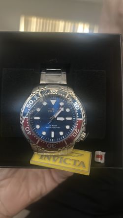 Invicta pro diver