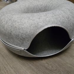 Cat Tunnel Bed 24in