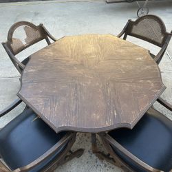 Low-Lounge Cigar Table With 4 Chairs