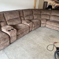 Automatic Reclining Sectional Sofa