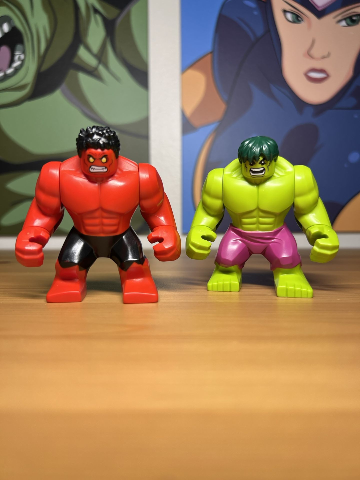 Lego Marvel Red Hulk And Hulk Minifigures 76078