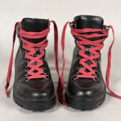 American Eagle Outfitters Womens Black Lace Up Lug Sole Boots Size 6