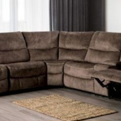 Brand New Brown Super Plush Reclining Sectional Sofa 
