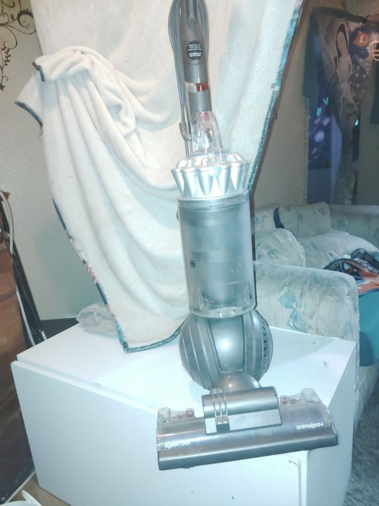 Dyson ball vacuum
