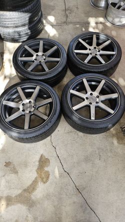 18x8 Niche Verona Wheels & Tires