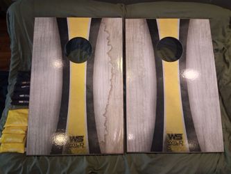 Wild Sports Premium Wood Cornhole Set