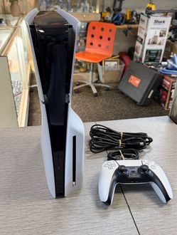 Sony Playstation Ps5 Slim Disc version w/One controller and Cables