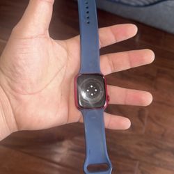 Apple Watch Series 7 45mm With Wrist Band