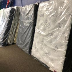 ⚡️Top Quality Queen Mattress⚡️