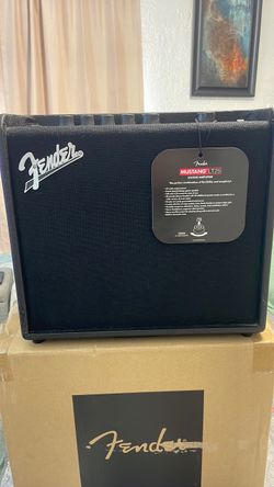 Fender Mustang