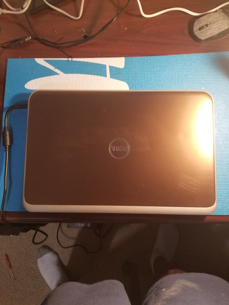 Dell inspiron m731r 5735 laptop (Brown)