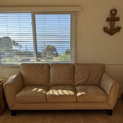Rooms To Go Couch