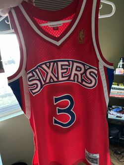 Medium Mitchell & Ness Allen Iverson Jersey 