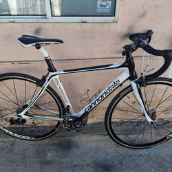 For Sale Nice And Clean Almost New Full Carbon Canondale Road Bike 
