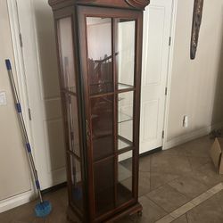 Brown antique/curio cabinet 