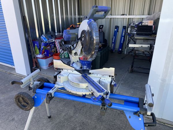 12” Kobalt Radial Arm Saw for Sale in Raeford, NC - OfferUp