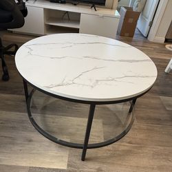 Marble pattern / Glass coffee table