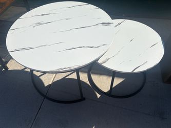 2 coffee tables